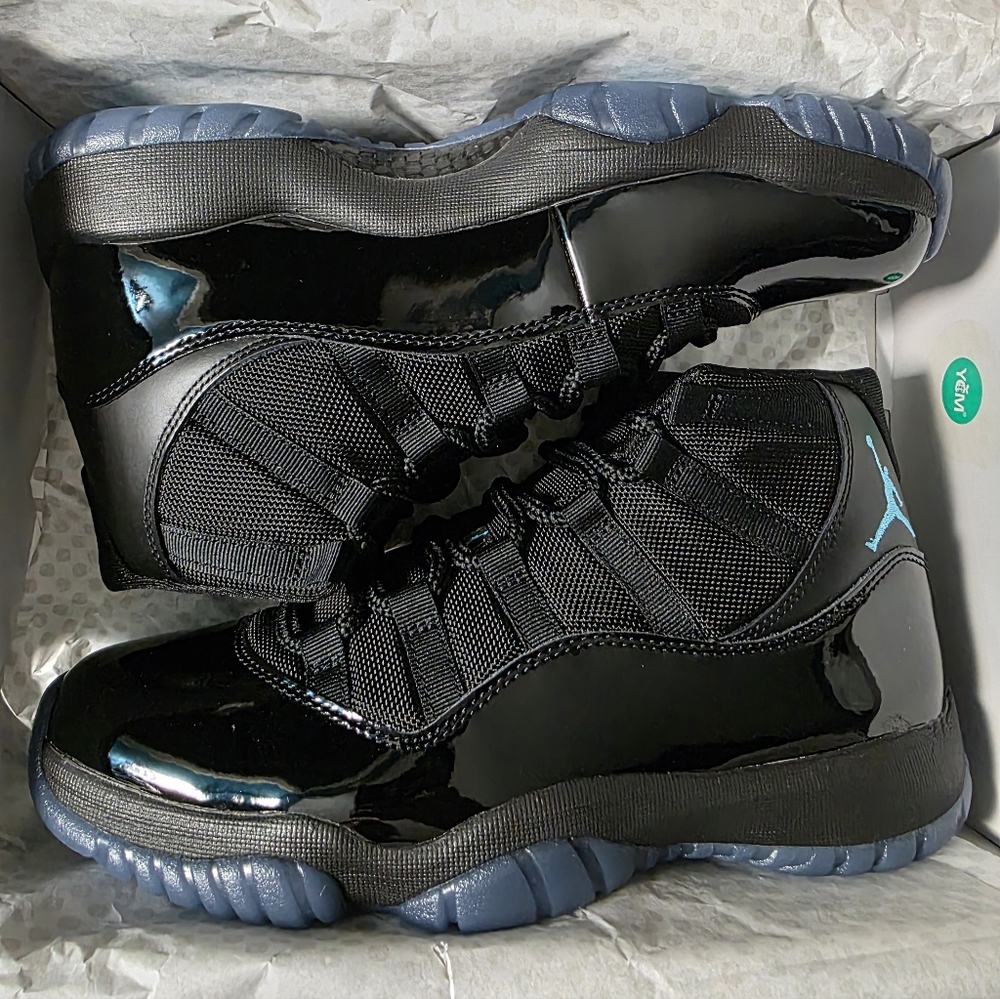 Brand new ds jordan retro 11 gamma sneakers size 8 and 9 men's. - Picture 3 of 12
